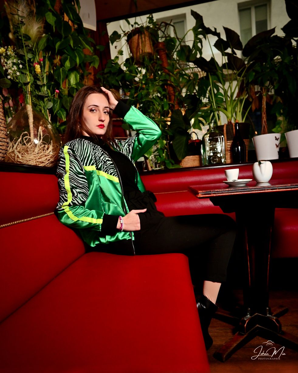 haute couture taniabel bmbers émeraude et rayure